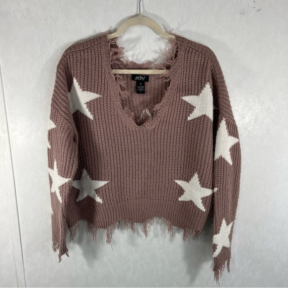 Just Polly Tan with White Star Design V-Neck Shark Bite Distressed Sweater SizeM - Picture 1 of 4